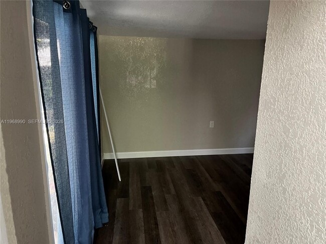 Building Photo - 816 Beech Rd