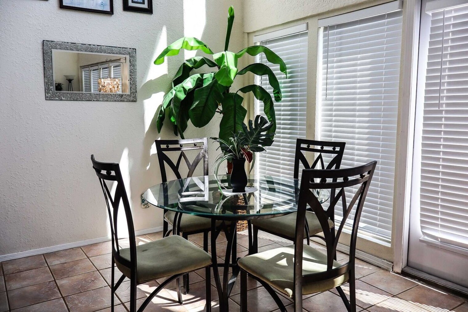 Building Photo - 129 E Morningside Dr