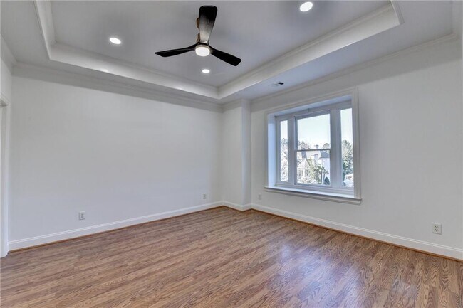 Building Photo - 7970 St Marlo Fairway Dr