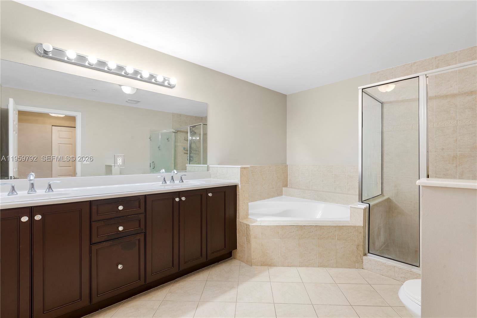 Building Photo - 8395 SW 73rd Ave