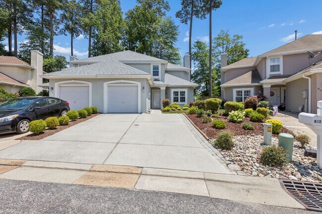 Building Photo - Gorgeous Home Ready for Move In
