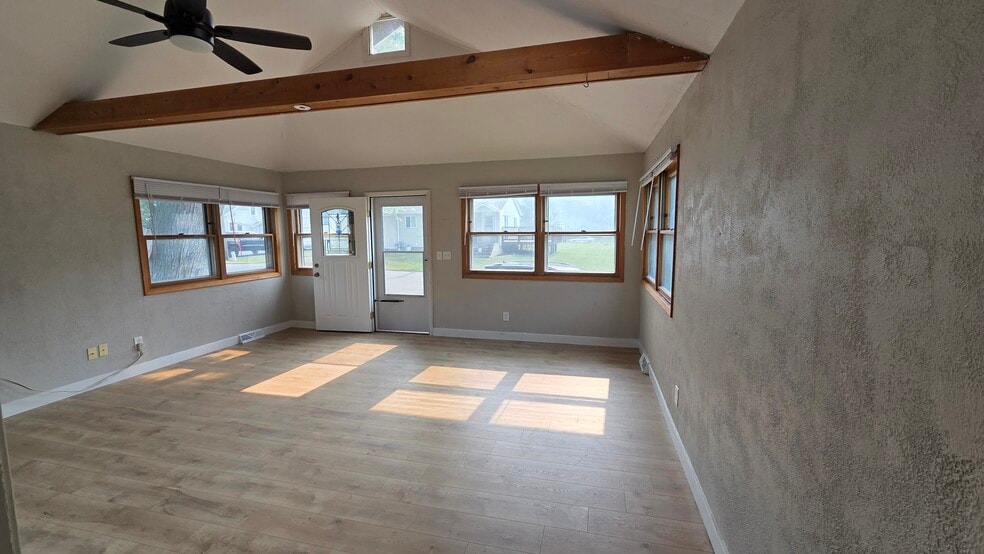 Building Photo - 1355 Thistle Dr