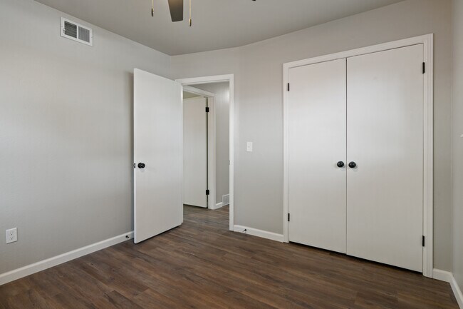 Building Photo - 4236 NW 53rd St