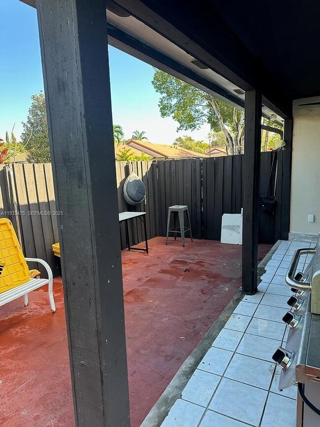 Building Photo - 14980 SW 49th Ln