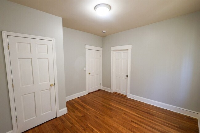 Building Photo - 4 Navillus Terrace