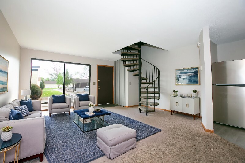 Primary Photo - 7300 72nd Ln N