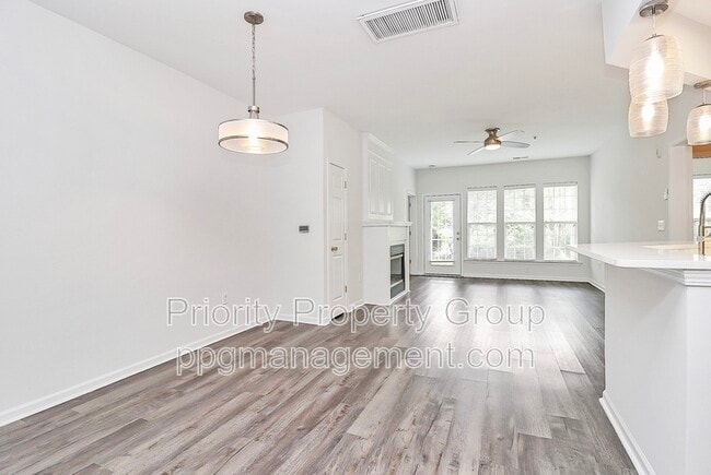 Building Photo - 14307 San Paolo Ln