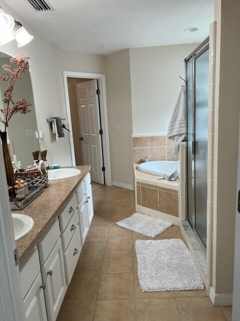 Building Photo - 6368 NW 109th Pl