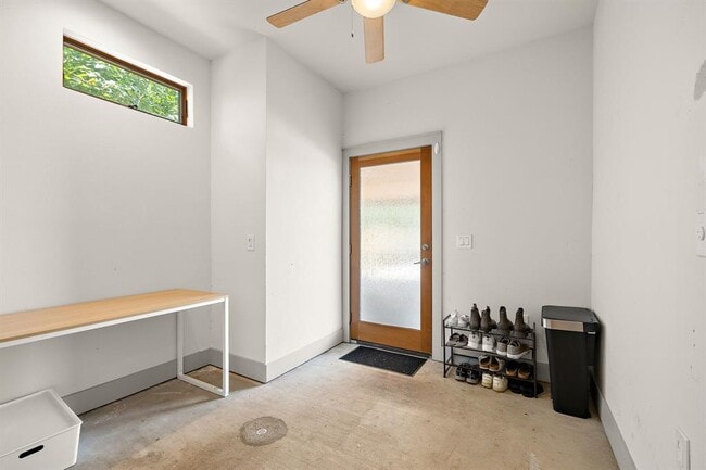 Building Photo - 3116 Sacbe Cove