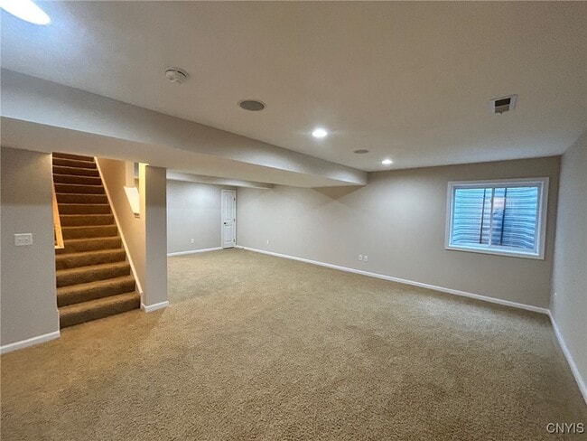 Building Photo - 107 Shaker Heights