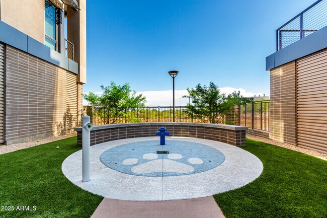 Building Photo - 19355 N 73rd Way