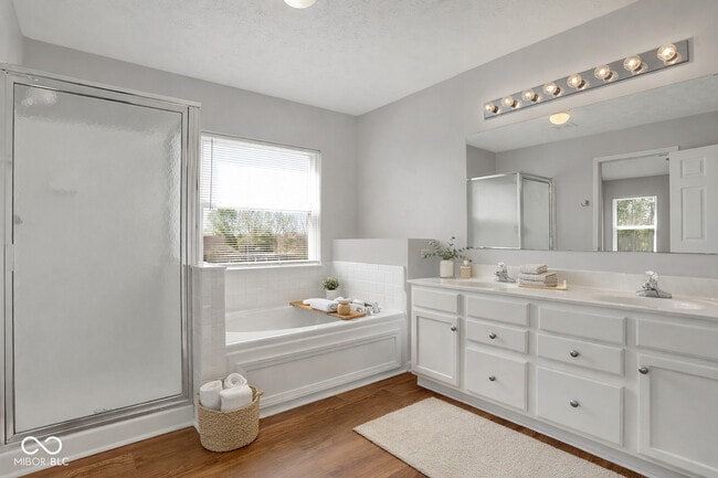 Building Photo - 13441 Spicebush Ct