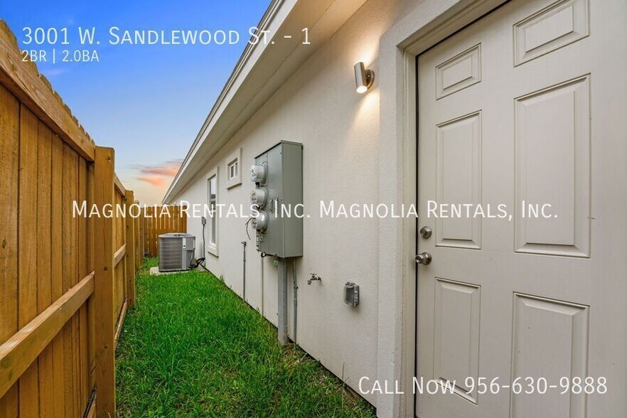 Building Photo - 3001 W Sandlewood St