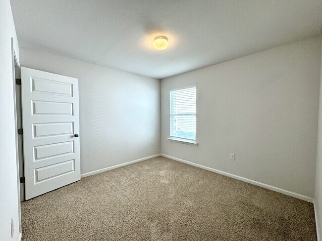 Building Photo - Beautiful 4 Bedroom Home in Brighton Oaks – Convenient to Tyndall AFB!