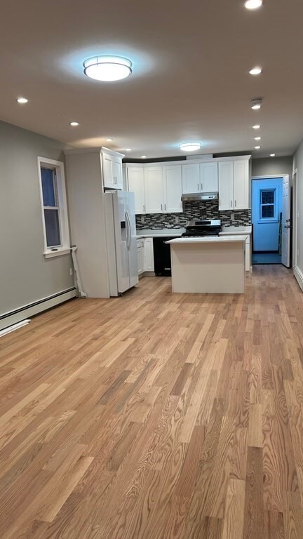 Building Photo - 47 Hunt St