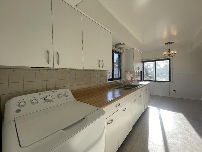 Building Photo - 2157 35th St