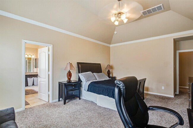 Building Photo - 623 Orlandis Ln