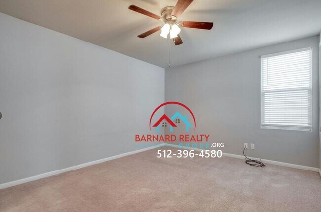 Building Photo - Available Now: 3 bed/2 Bath in Desirable B...