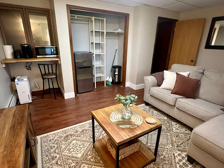 private living room - 4115 Lowry Ave N