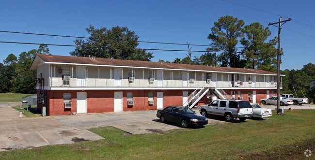 Building Photo - East Hwy 90 Apartments