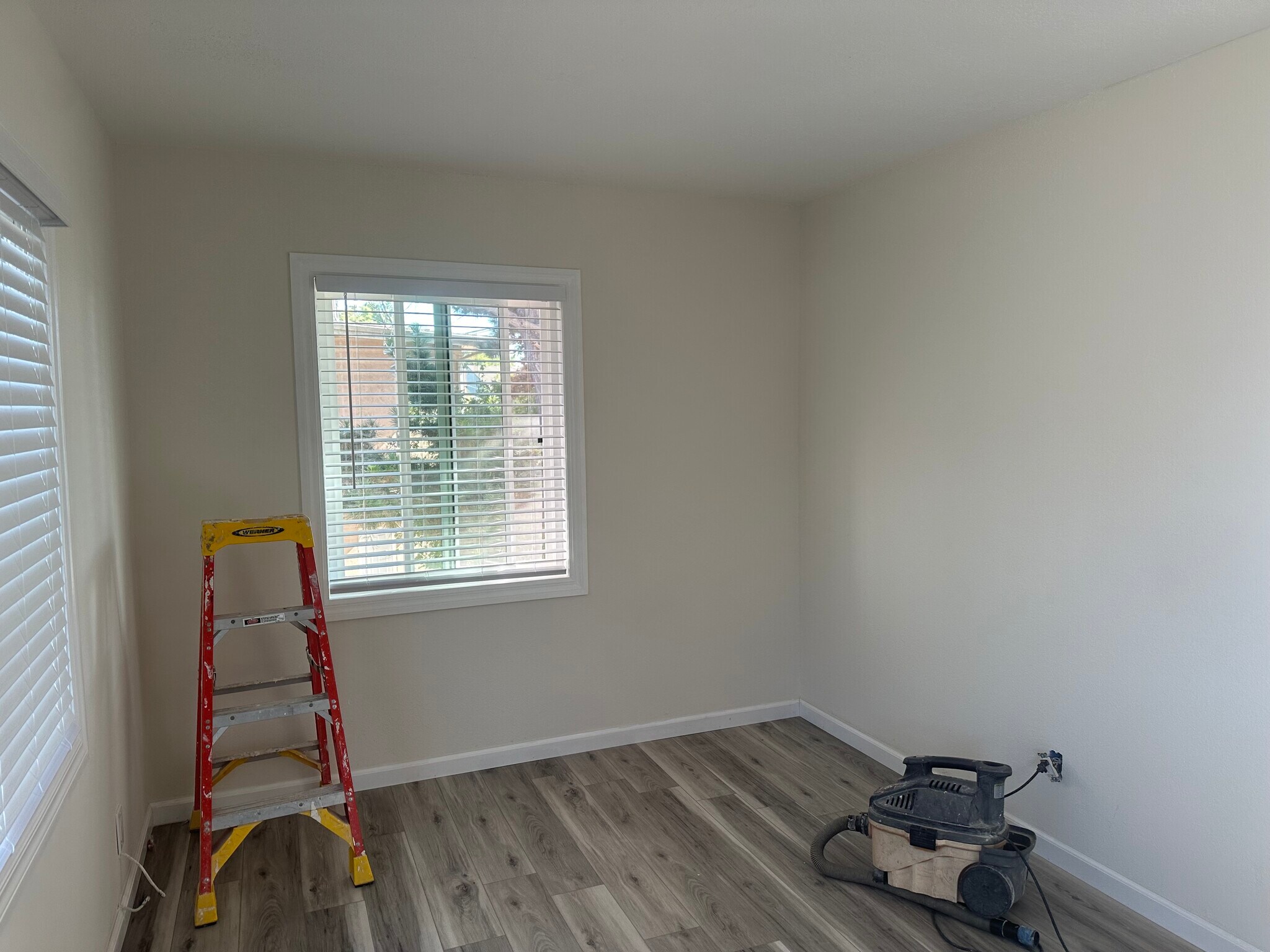 Building Photo - 1840 Colonia Pl