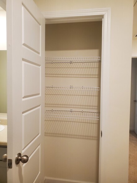 Upstairs linen closet - 4277 Arcadia Dr