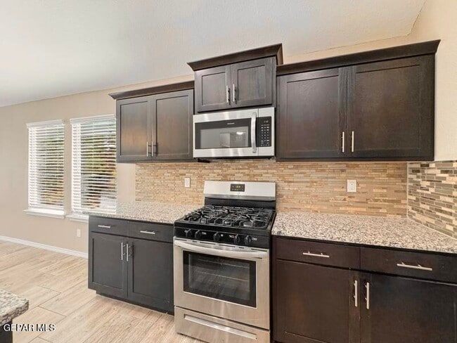 Building Photo - 14824 Tierra Eliana Ave