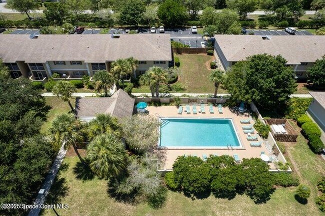 Building Photo - 1690 Sunny Brook Ln