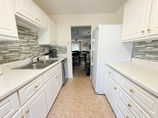 Building Photo - 148 Deer Hound Trail