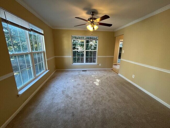 Building Photo - Beautiful 4BR Home at the Heart of Convenience and Comfort / Pet-Friendly/ Coming Soon!