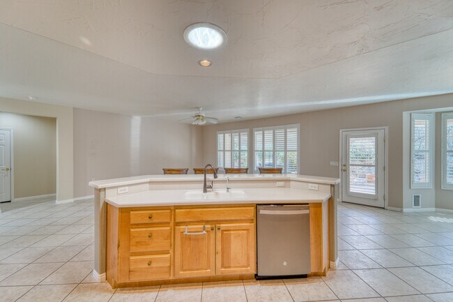 Building Photo - 4593 S Flaming Arch Dr