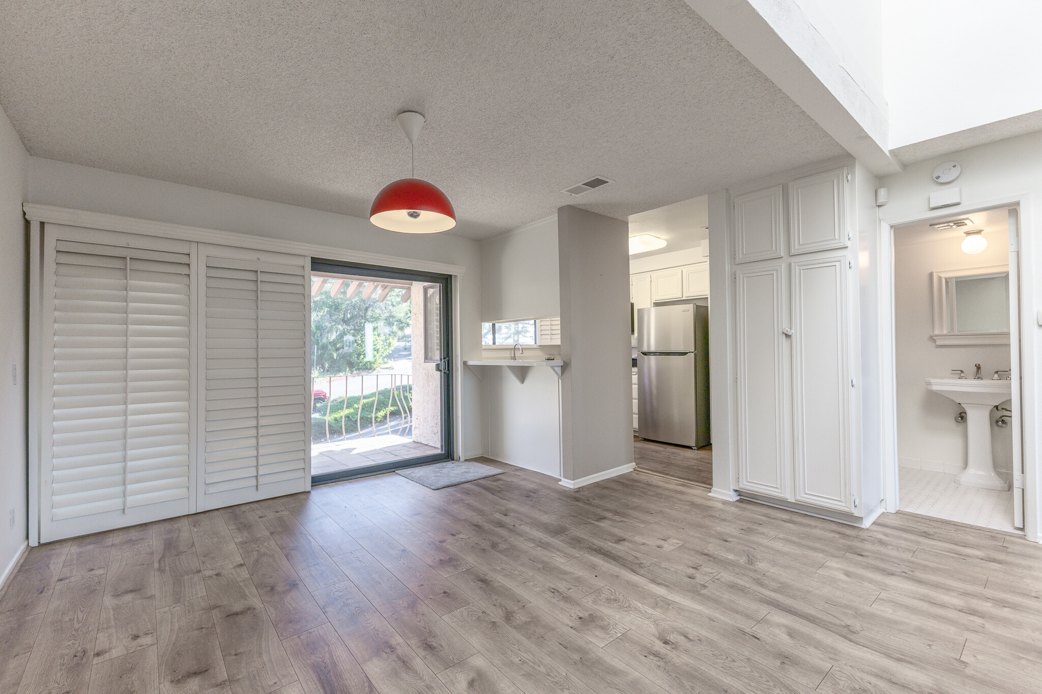 Building Photo - 1709 Camino de Villas