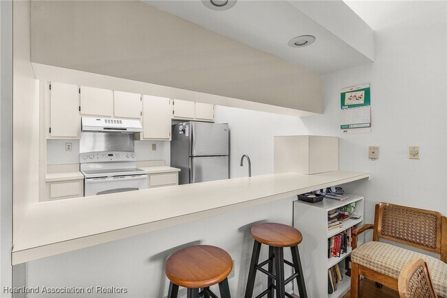 Building Photo - 7596 Captains Harbor Dr