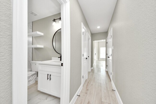 Building Photo - 7815 Joy St