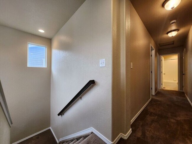 Building Photo - Spacious 3-Bedroom Home – Stunning Views &...