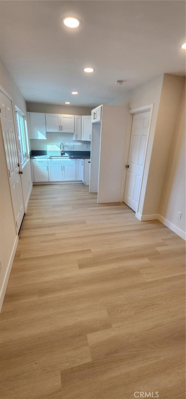 Building Photo - 3168 Sanchez St N