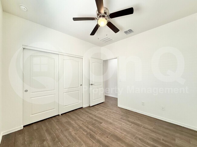 Building Photo - 22417 W Loma Linda Blvd