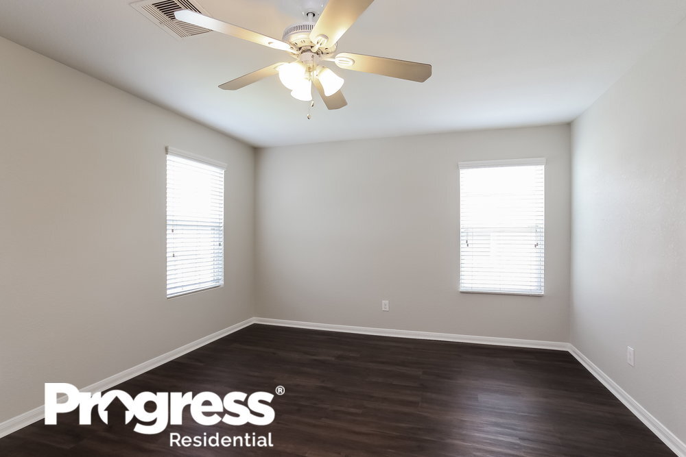 Building Photo - 17914 Seco Creek Ln