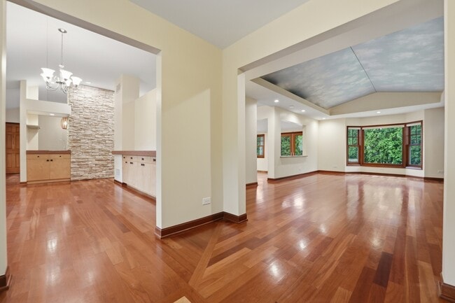 Building Photo - 29 Brookdale Ln