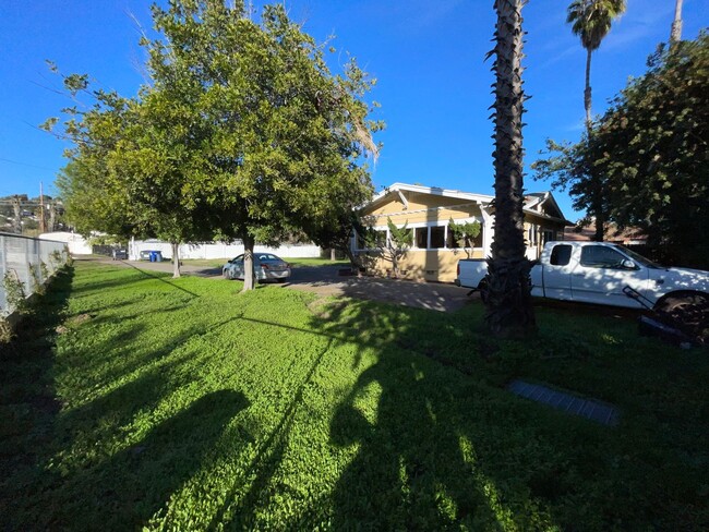 Building Photo - BEAUTIFUL CRAFTSMAN HOME IN SPRING VALLEY