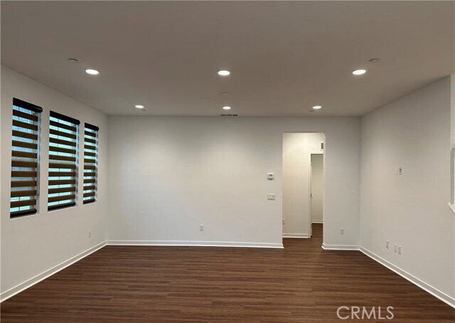 Building Photo - 665 E Foothill Blvd