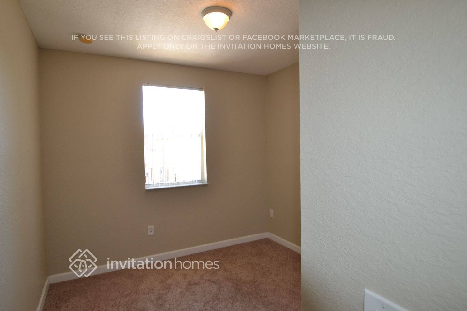 Building Photo - 7732 NW 114th Pl