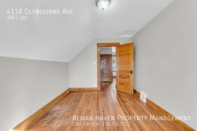 Building Photo - 4118 Clybourne Ave