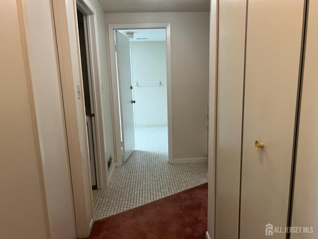 Building Photo - 89 Gate House Ln