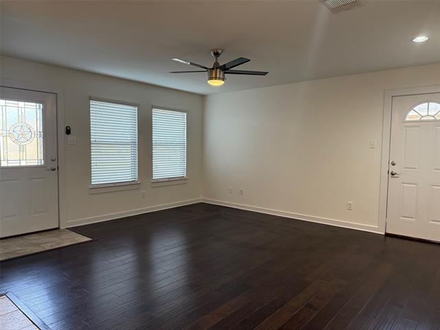 Building Photo - 511 Wood Dr