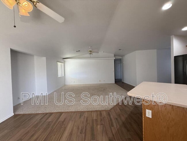 Building Photo - 1720 Central Ave