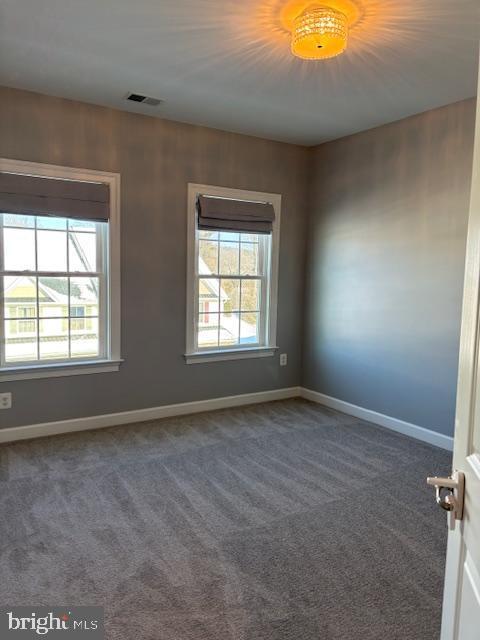 Building Photo - 602 Cliff Ln