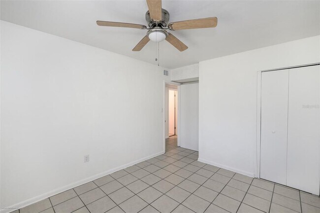 Building Photo - 510 Sharon Cir
