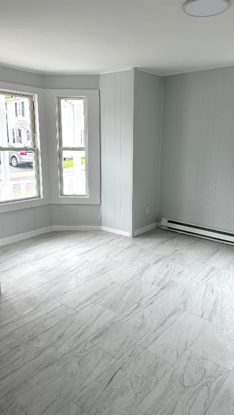 Building Photo - 48 Mechanic St