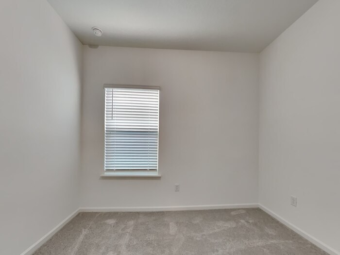 Building Photo - 9004 Latigo Ln